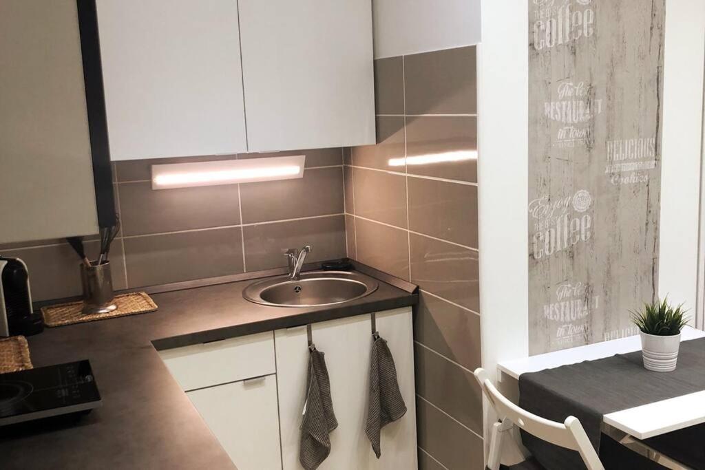 Amelie Apartment By Nw Budapest Bagian luar foto